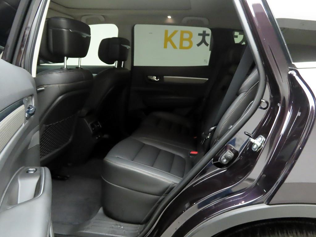 SAMSUNG QM6 - Vista 12