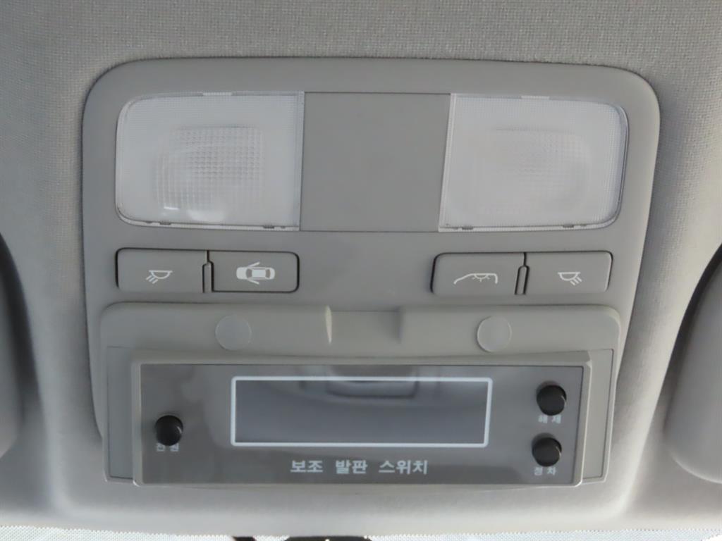 HYUNDAI Starex 2020 Amarillo - Importación desde Corea - HF Imports Iquique - Foto 13