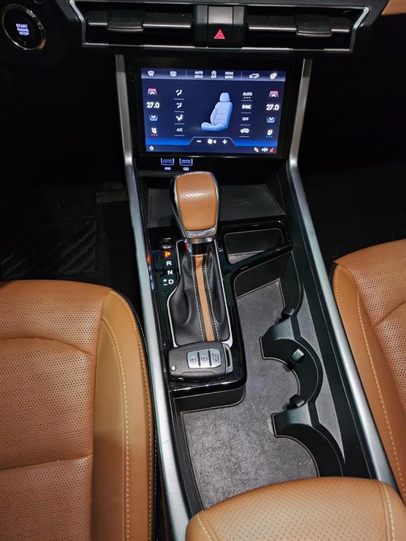 Ssangyong Torres - Vista 11