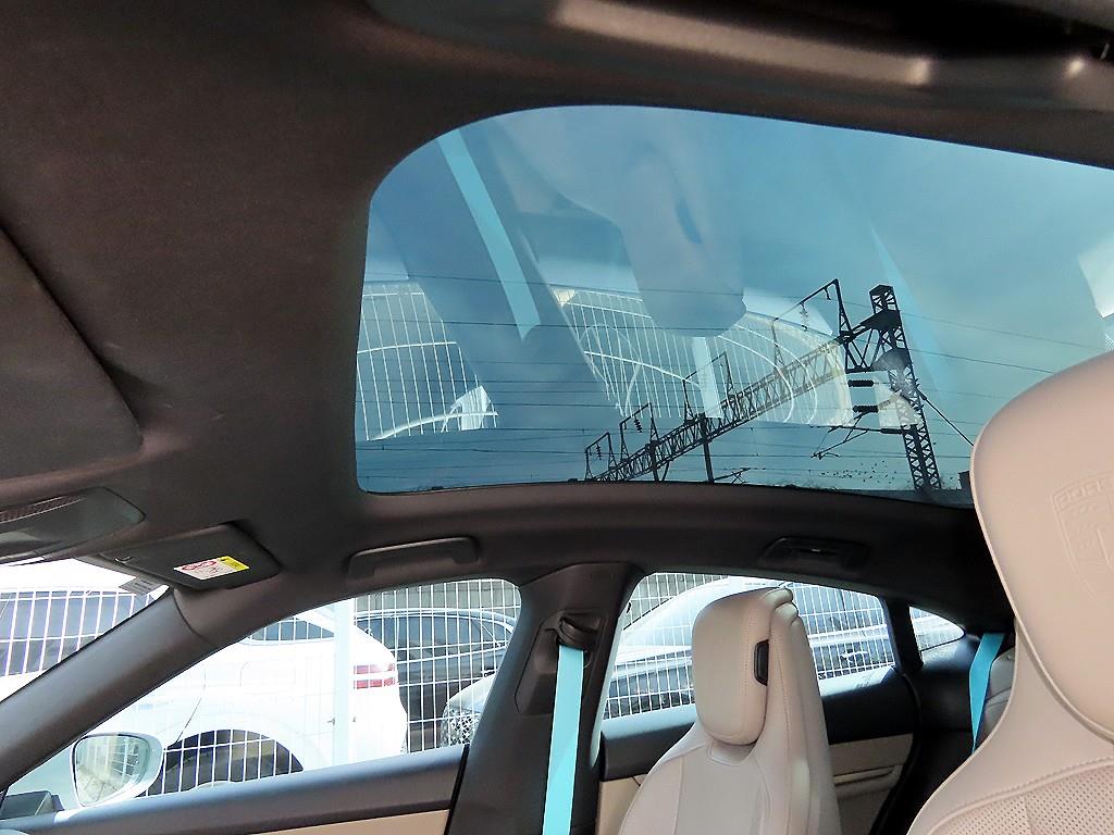 Porsche Taycan 2022 Gris - Importación desde Corea - HF Imports Iquique - Foto 16