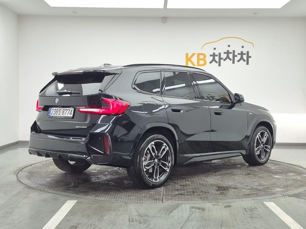 BMW X1 - Vista 4