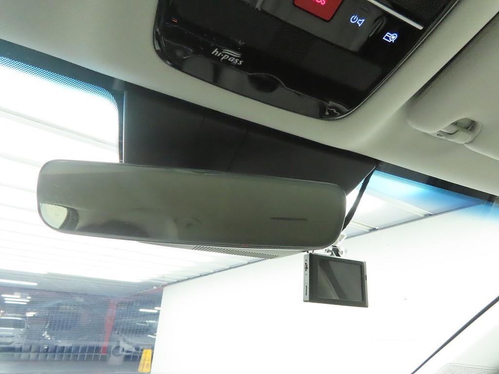 HYUNDAI Grandeur - Vista 12