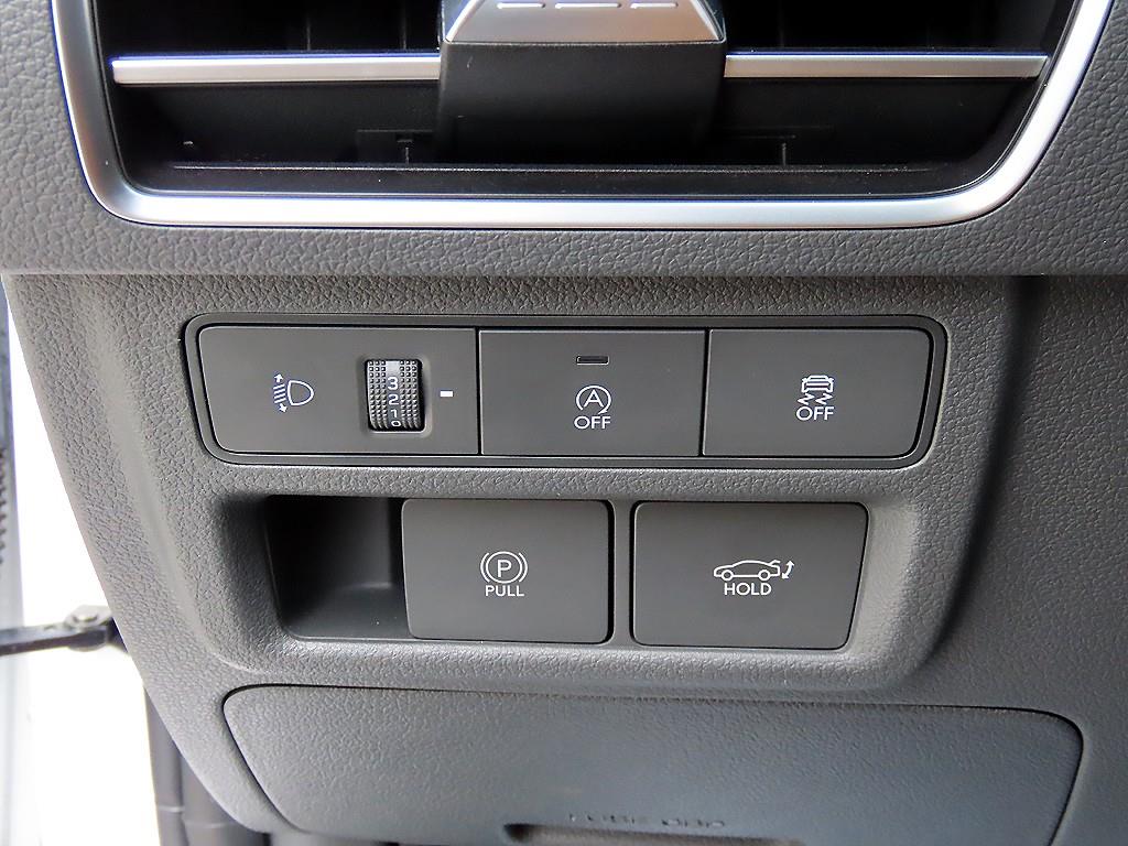 HYUNDAI Sonata - Vista 12