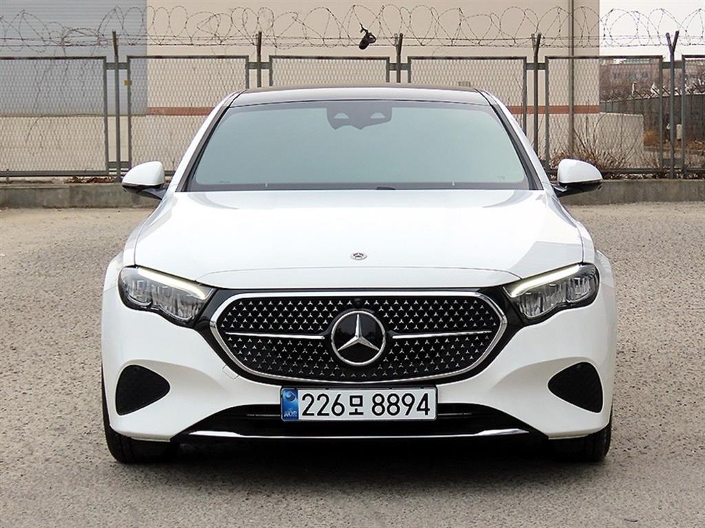 Mercedes Benz E class