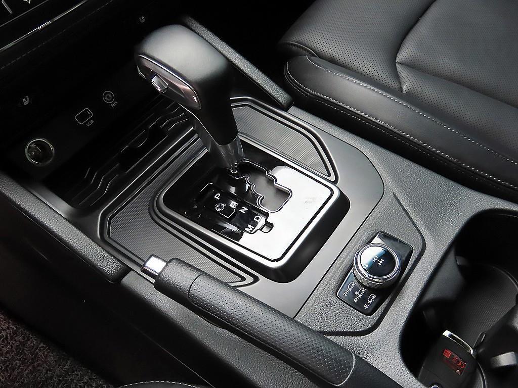 Ssangyong Rexton - Vista 11