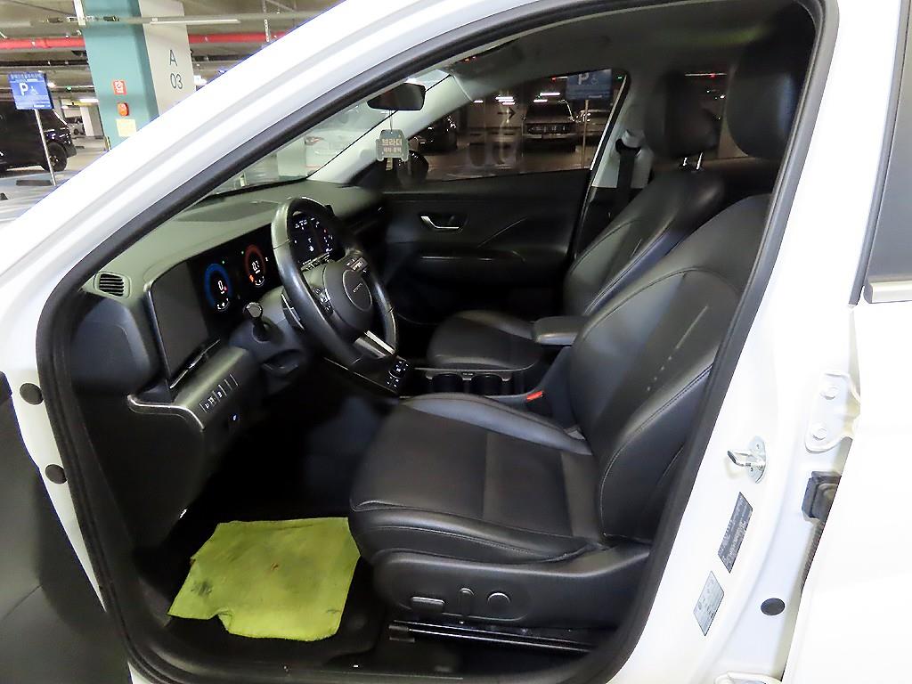 HYUNDAI Kona - Vista 5