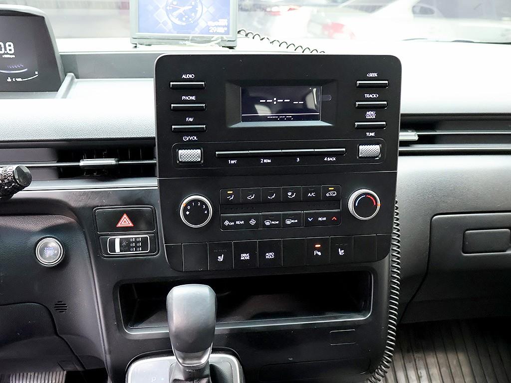 HYUNDAI Staria 2025 Gris - Importación desde Corea - HF Imports Iquique - Foto 9