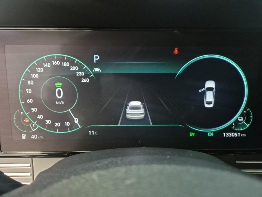 HYUNDAI Grandeur - Vista 6