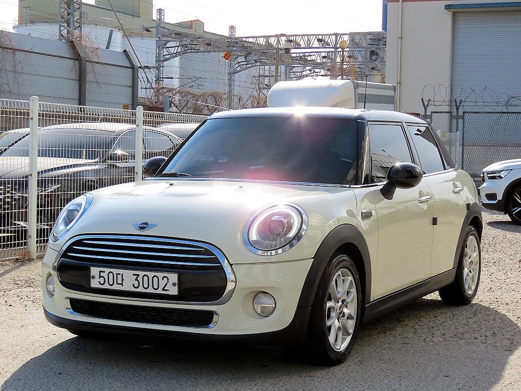 Mini Cooper - Vista 2