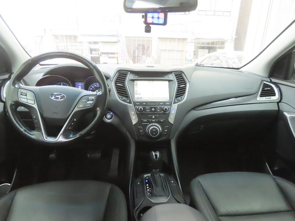 HYUNDAI Santa Fe - Vista 7