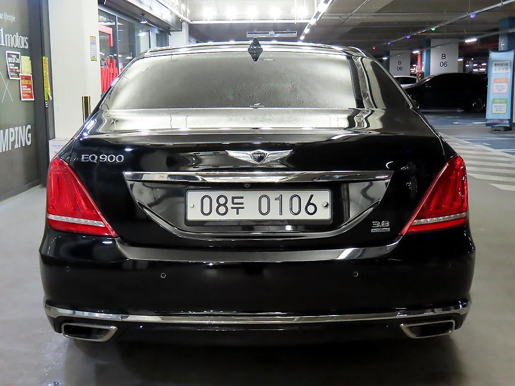 Genesis EQ900 - Vista 5