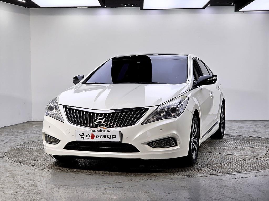 HYUNDAI Grandeur - Vista 2