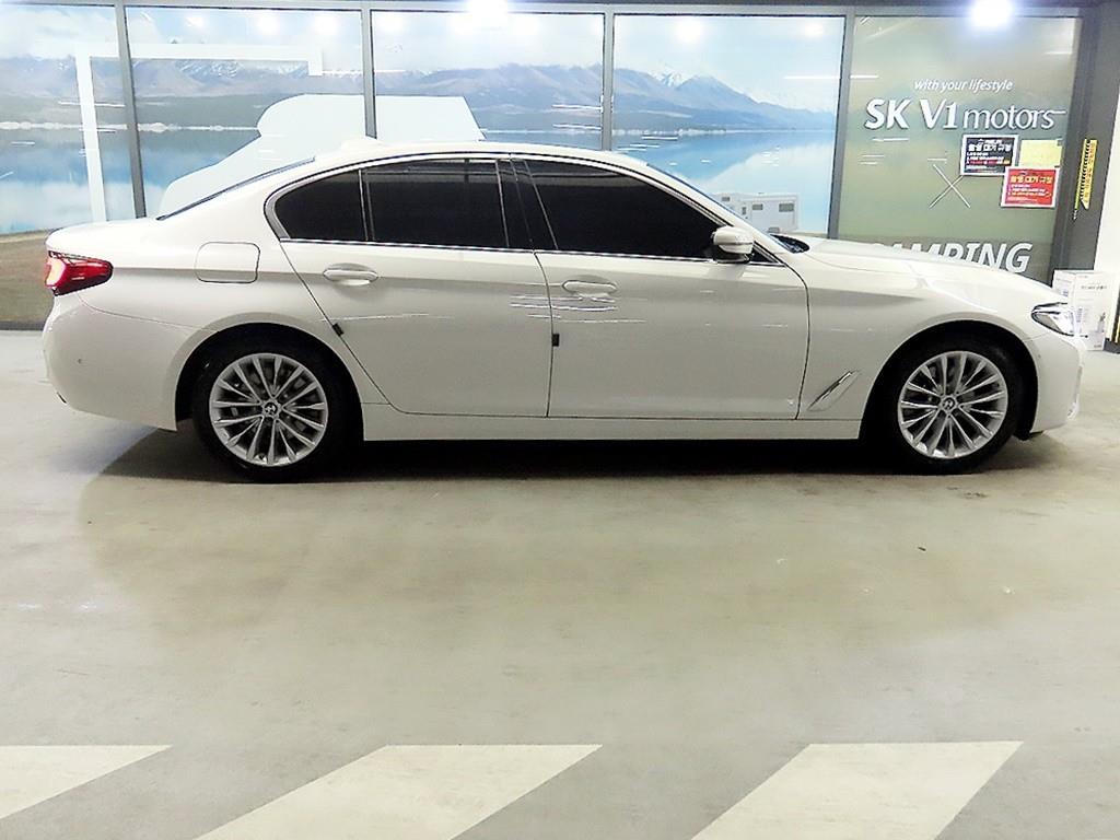 BMW 5 Series - Vista 3