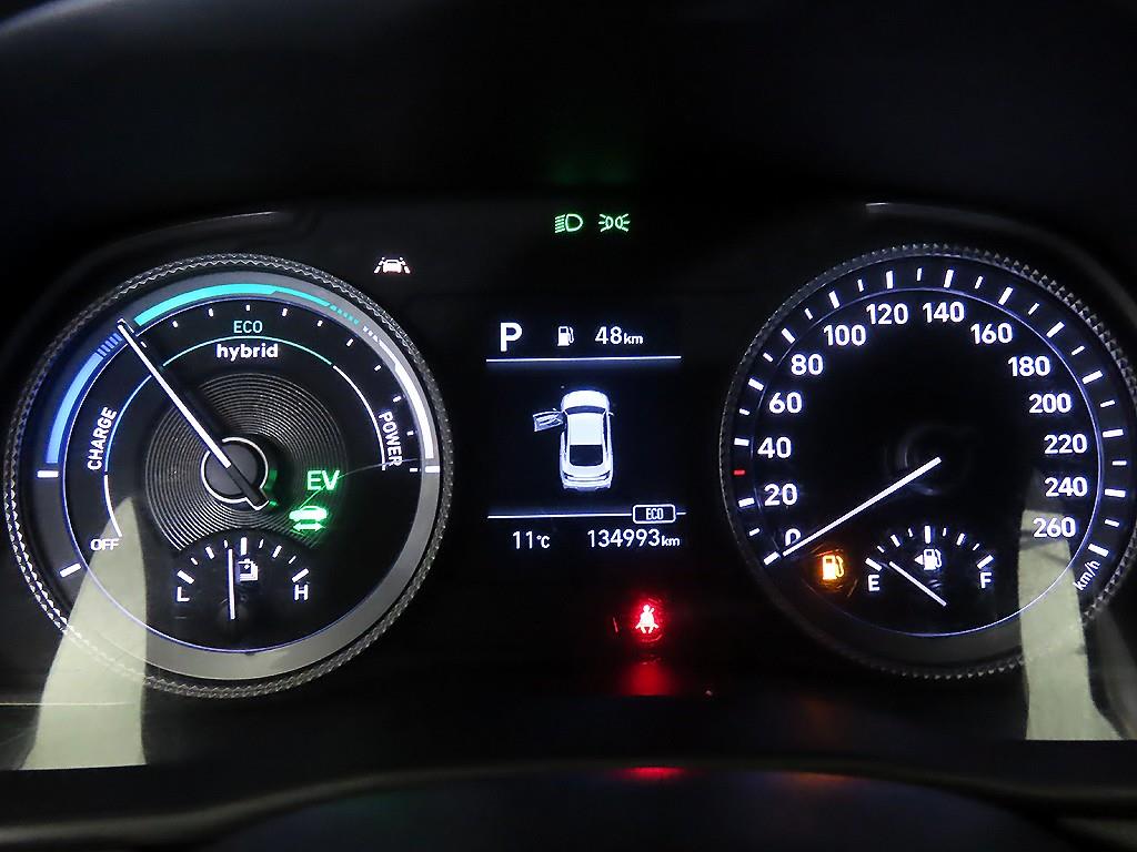 HYUNDAI Sonata - Vista 9