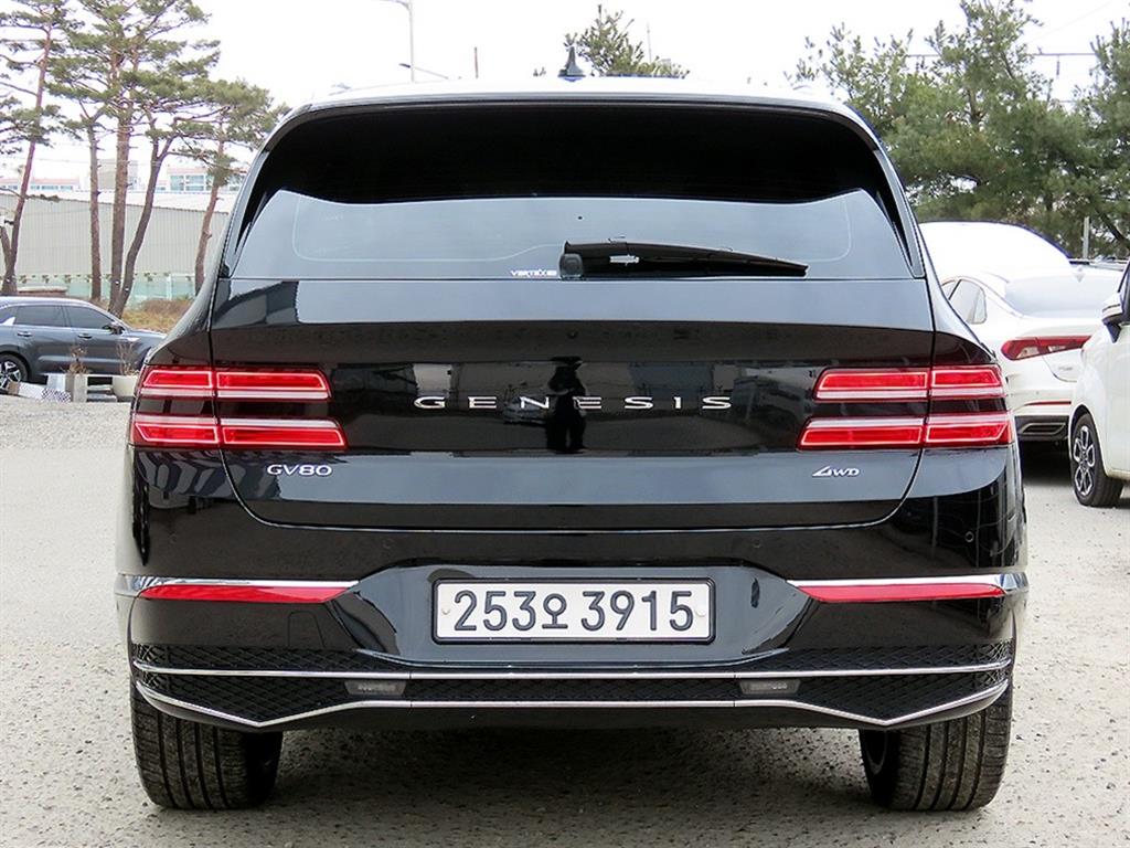 Genesis GV80 - Vista 4