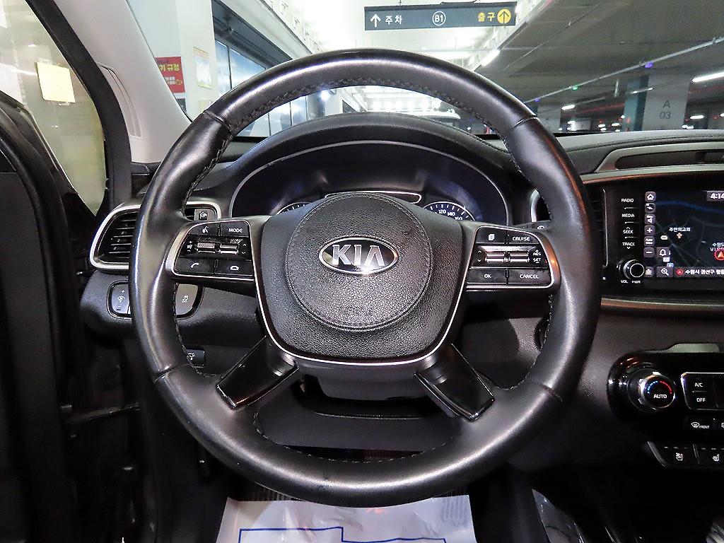 KIA Sorento - Vista 8