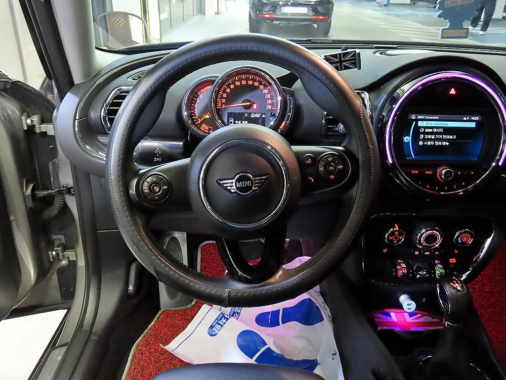 Mini Clubman - Vista 8