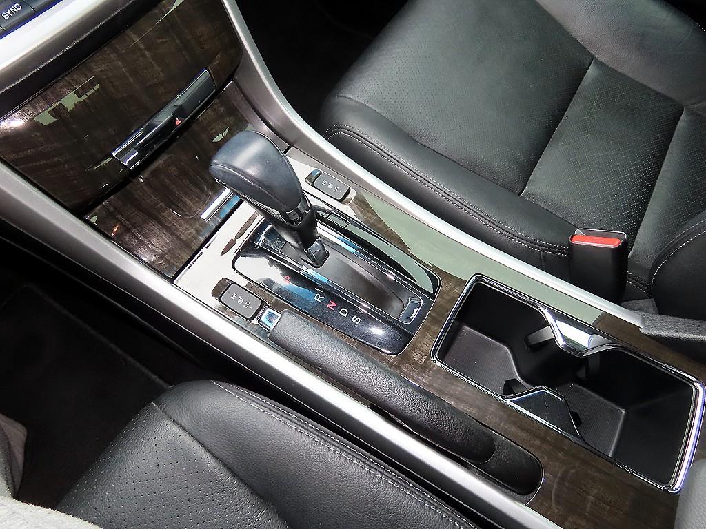 Honda Accord - Vista 10