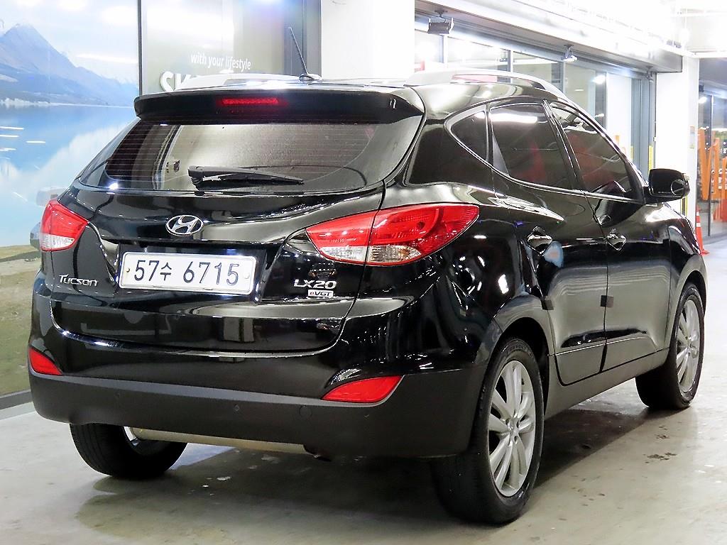 HYUNDAI Tucson - Vista 4