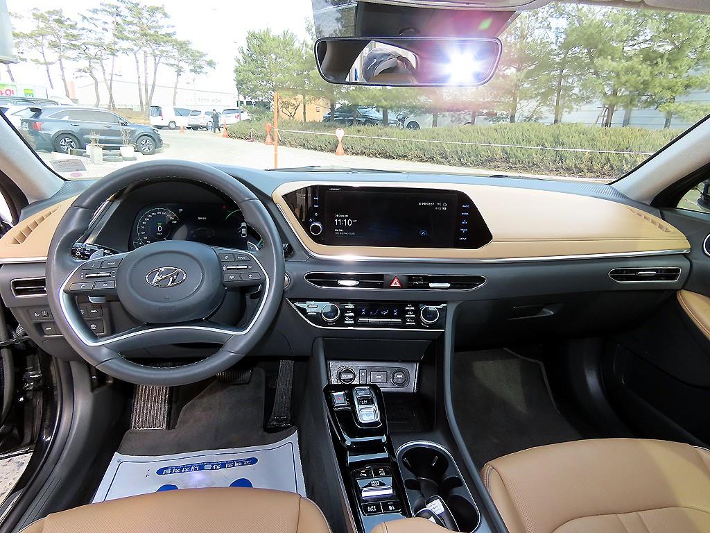 HYUNDAI Sonata - Vista 7