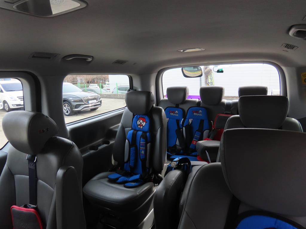 HYUNDAI Starex 2020 Amarillo - Importación desde Corea - HF Imports Iquique - Foto 7