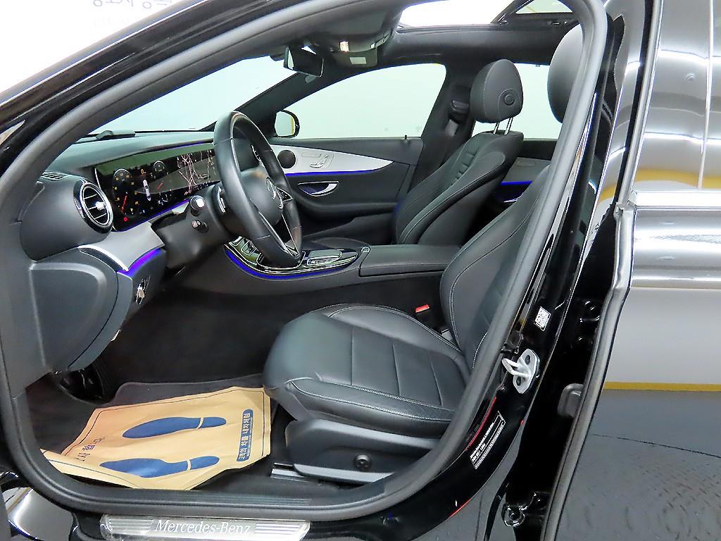 Mercedes Benz E class - Vista 5