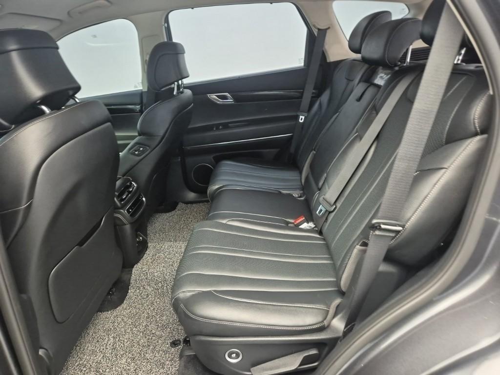 Genesis GV80 - Vista 12