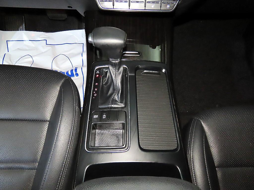 KIA Sorento - Vista 12