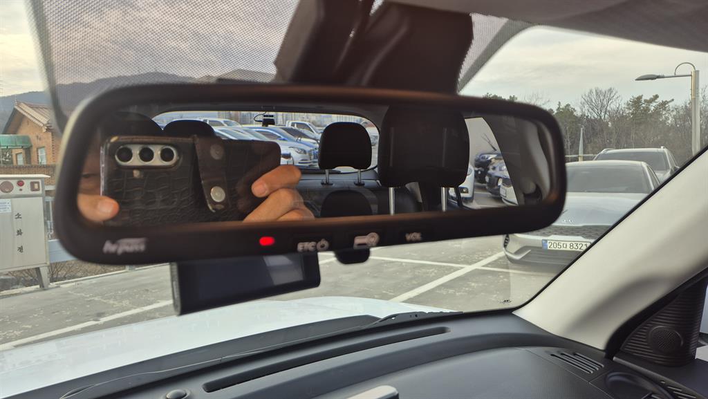 HYUNDAI Casper - Vista 12