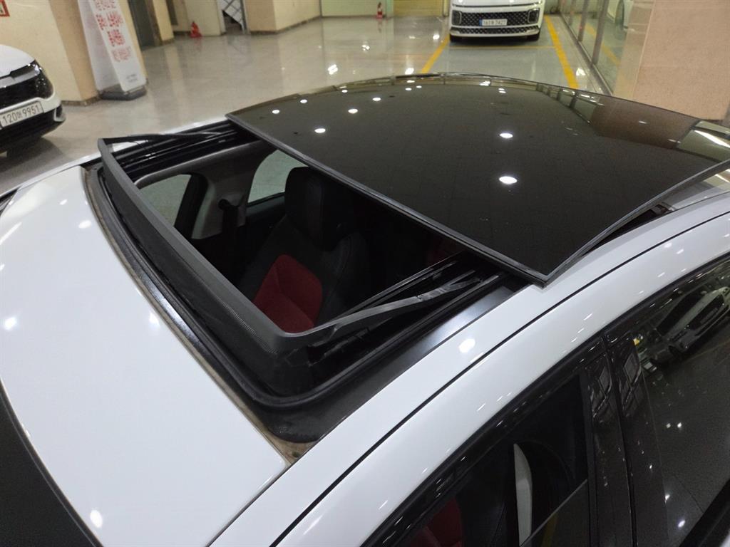 Jaguar XE 2019 Blanco - Importación desde Corea - HF Imports Iquique - Foto 17