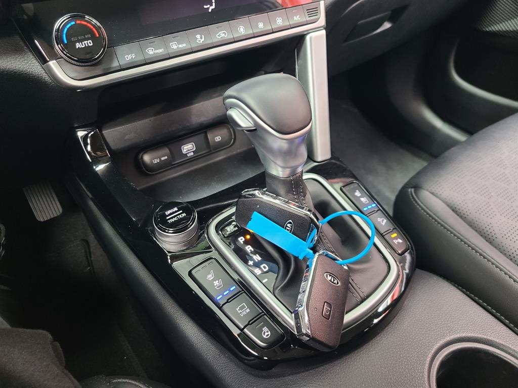 KIA Seltos - Vista 12