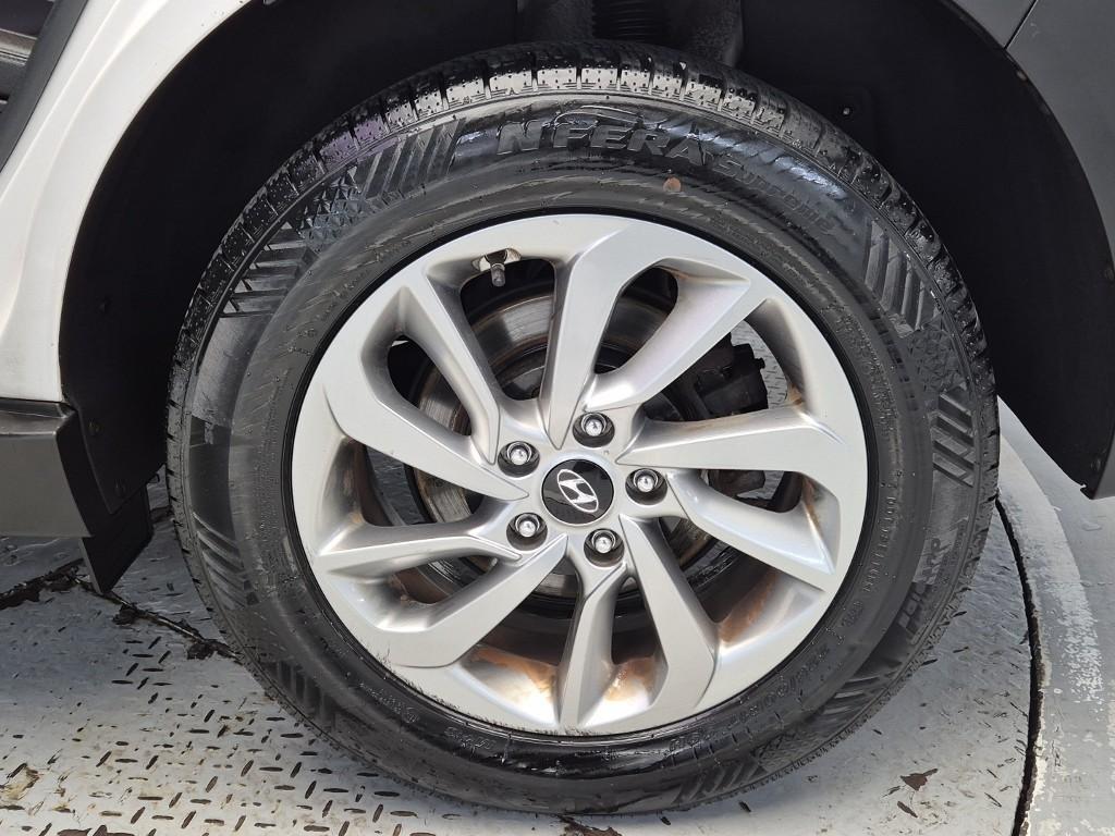 HYUNDAI Tucson - Vista 5