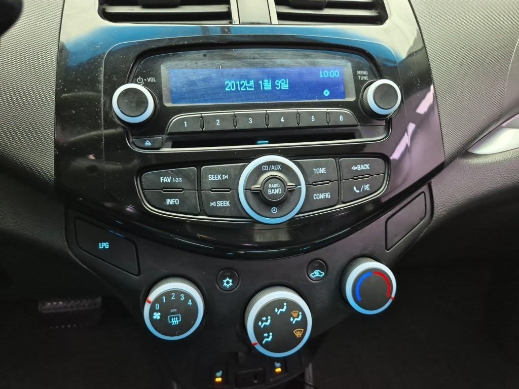 Chevrolet Spark - Vista 10