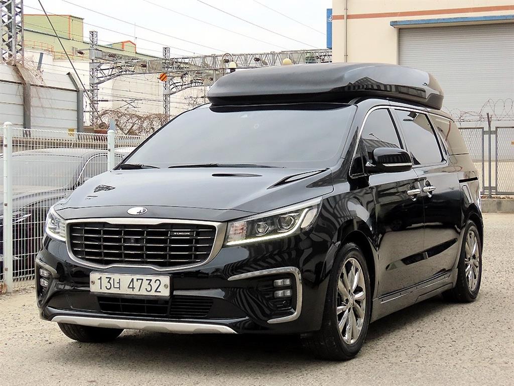 KIA Carnival - Vista 2