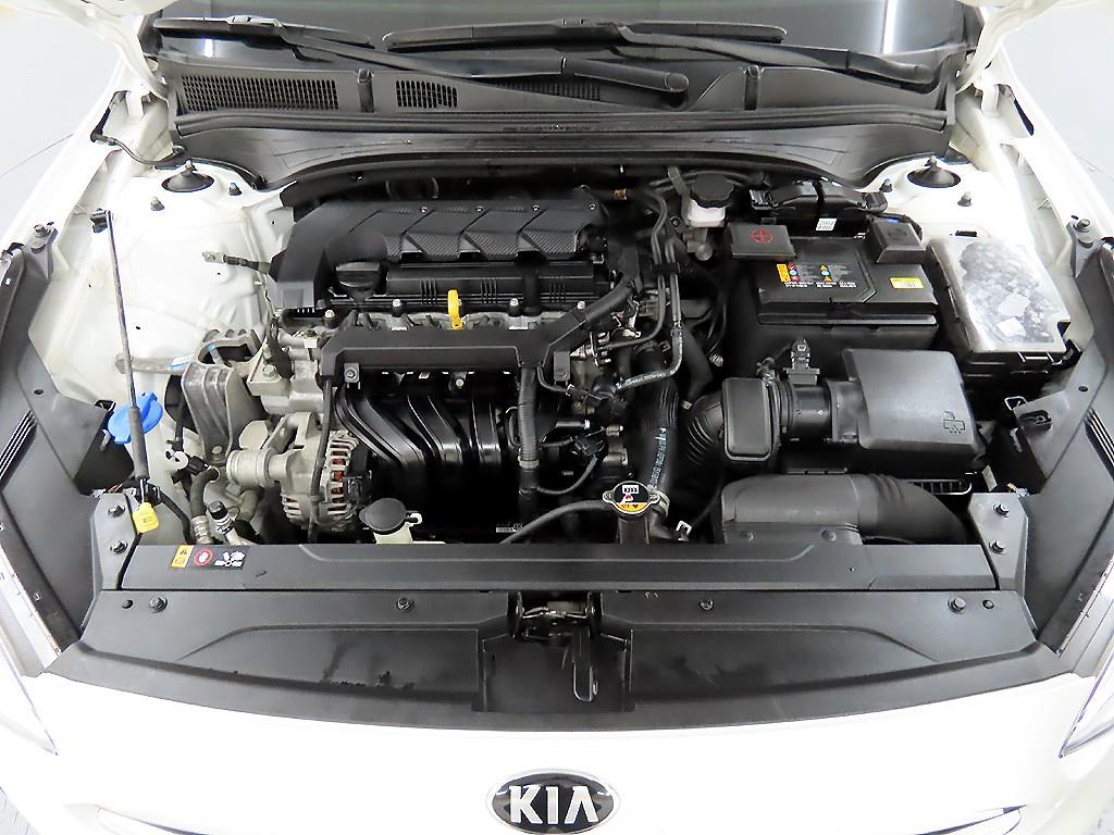 KIA K3 2021 Blanco - Importación desde Corea - HF Imports Iquique - Foto 19