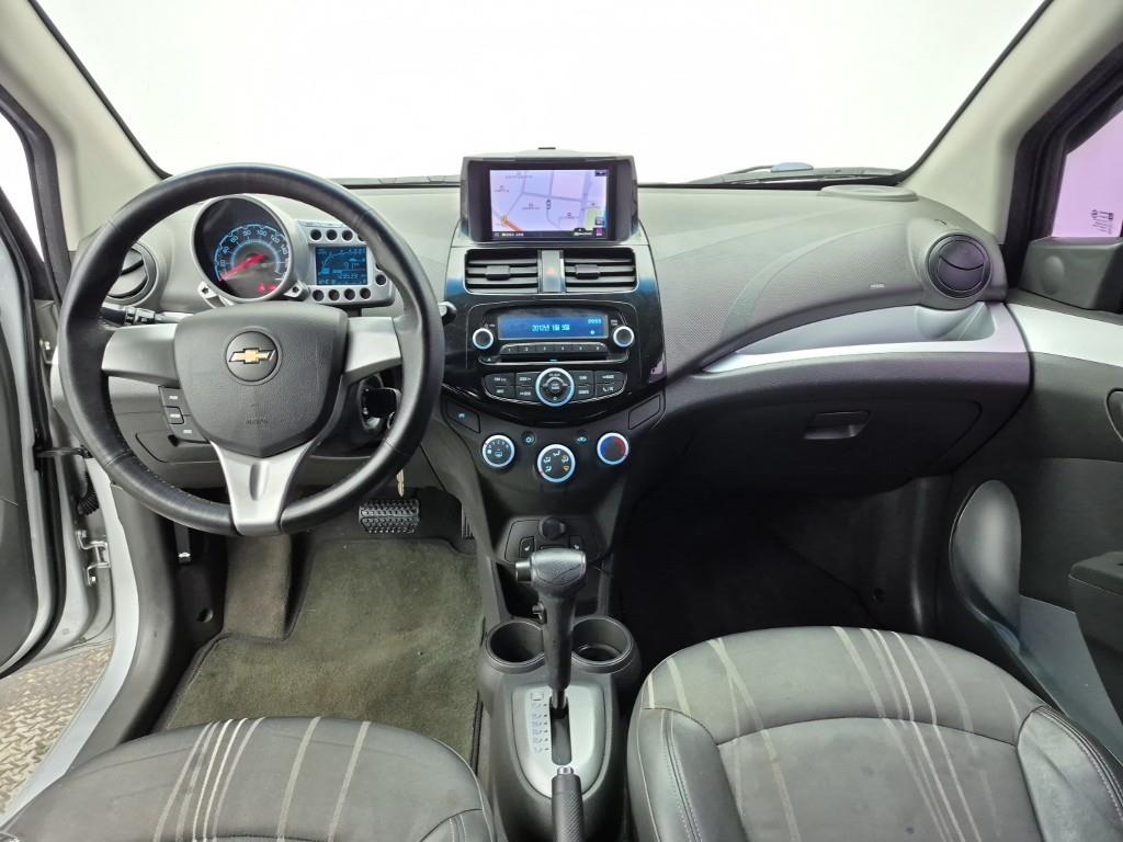 Chevrolet Spark - Vista 5
