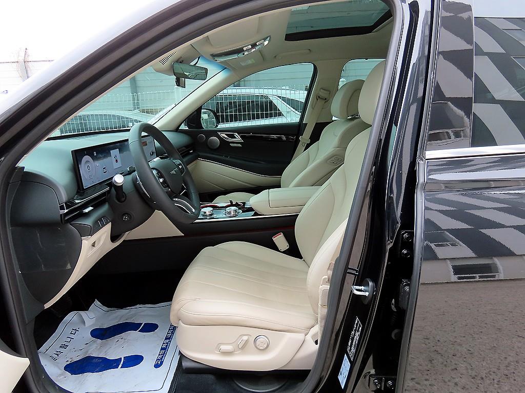 Genesis GV80 - Vista 5