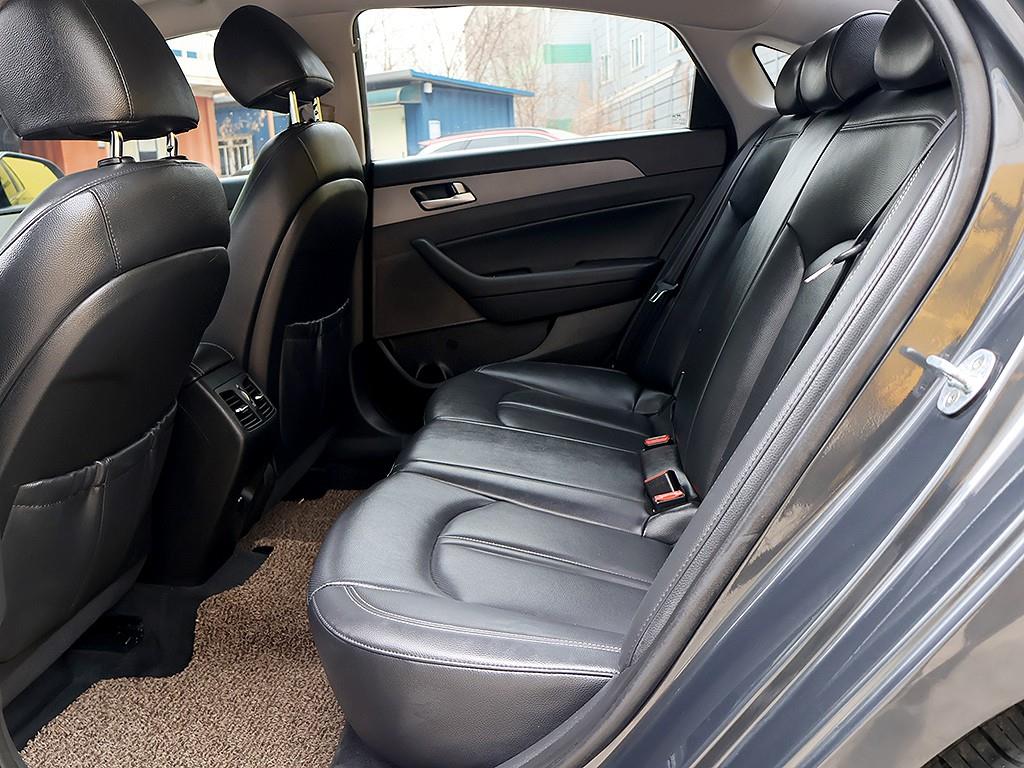 HYUNDAI Sonata 2018 Gris - Importación desde Corea - HF Imports Iquique - Foto 13