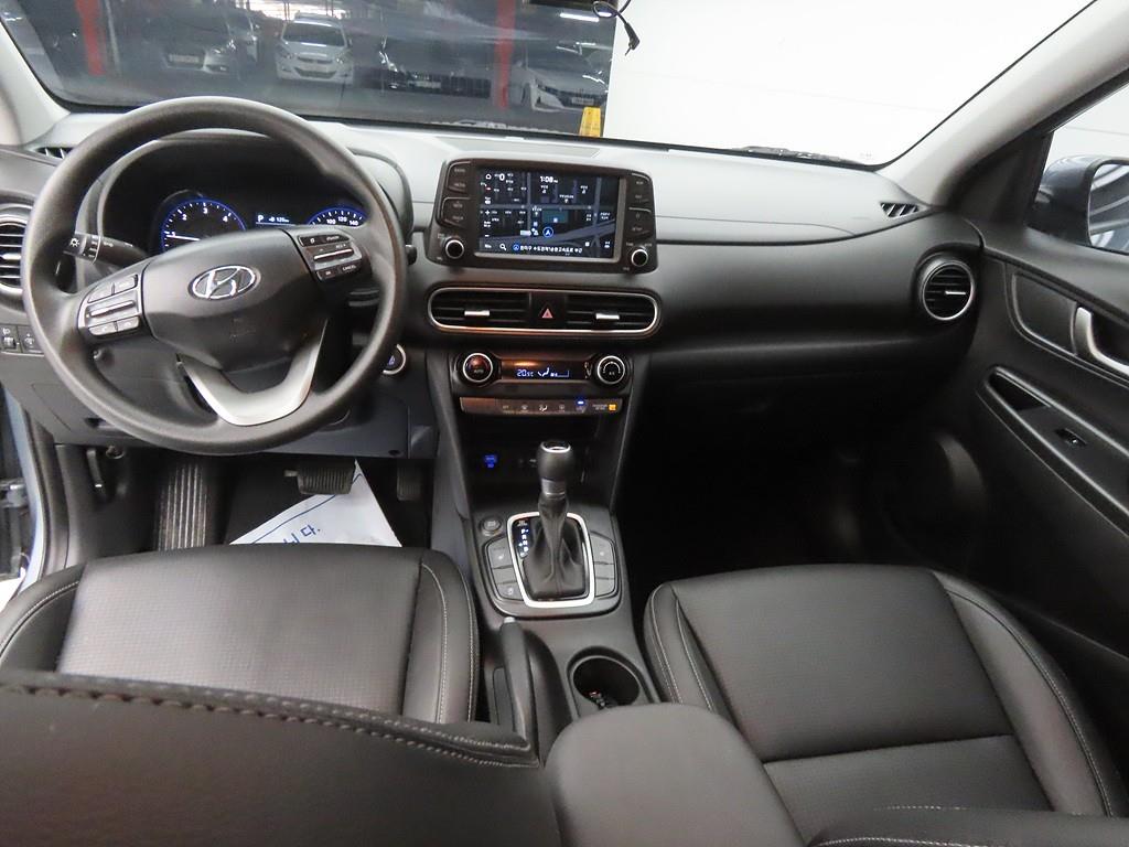 HYUNDAI Kona - Vista 7
