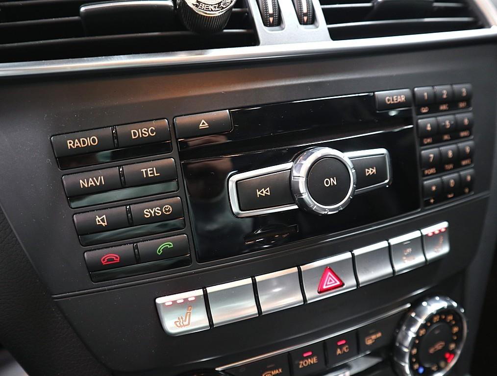 Mercedes Benz C Class - Vista 12