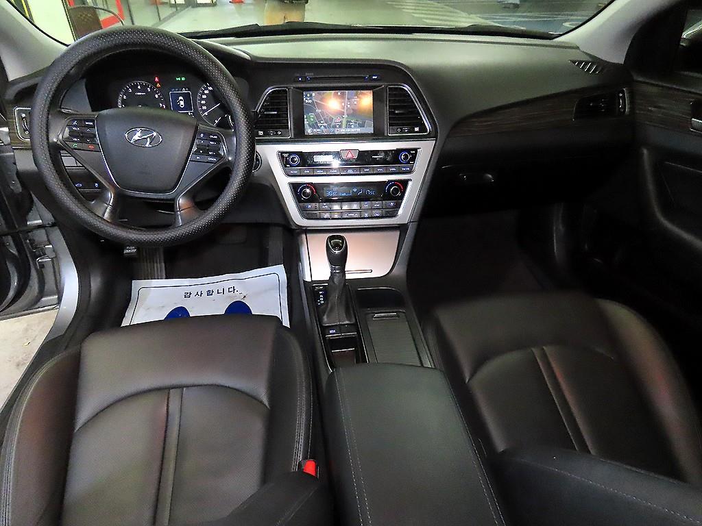 HYUNDAI Sonata - Vista 10