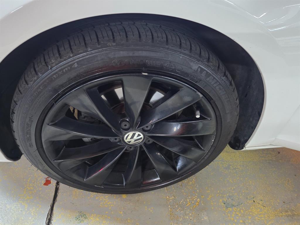 Volkswagen CC - Vista 5