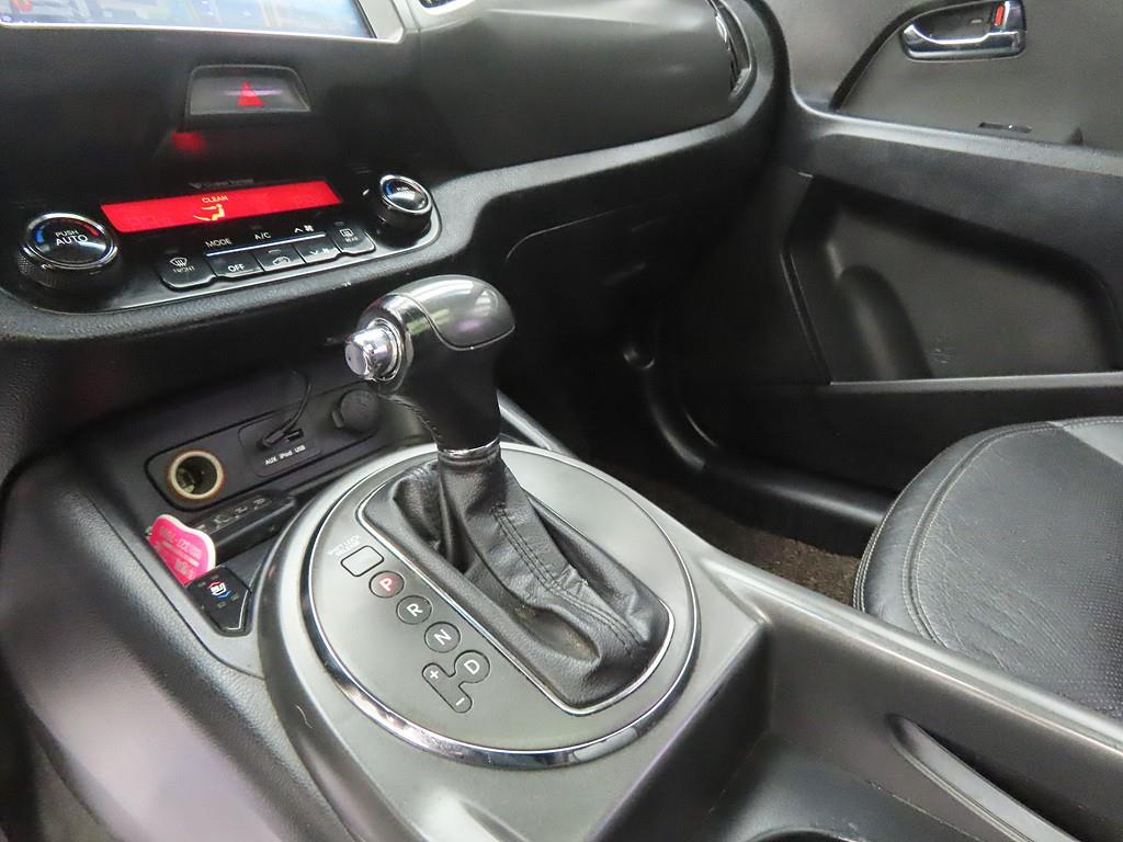 KIA Sportage - Vista 11