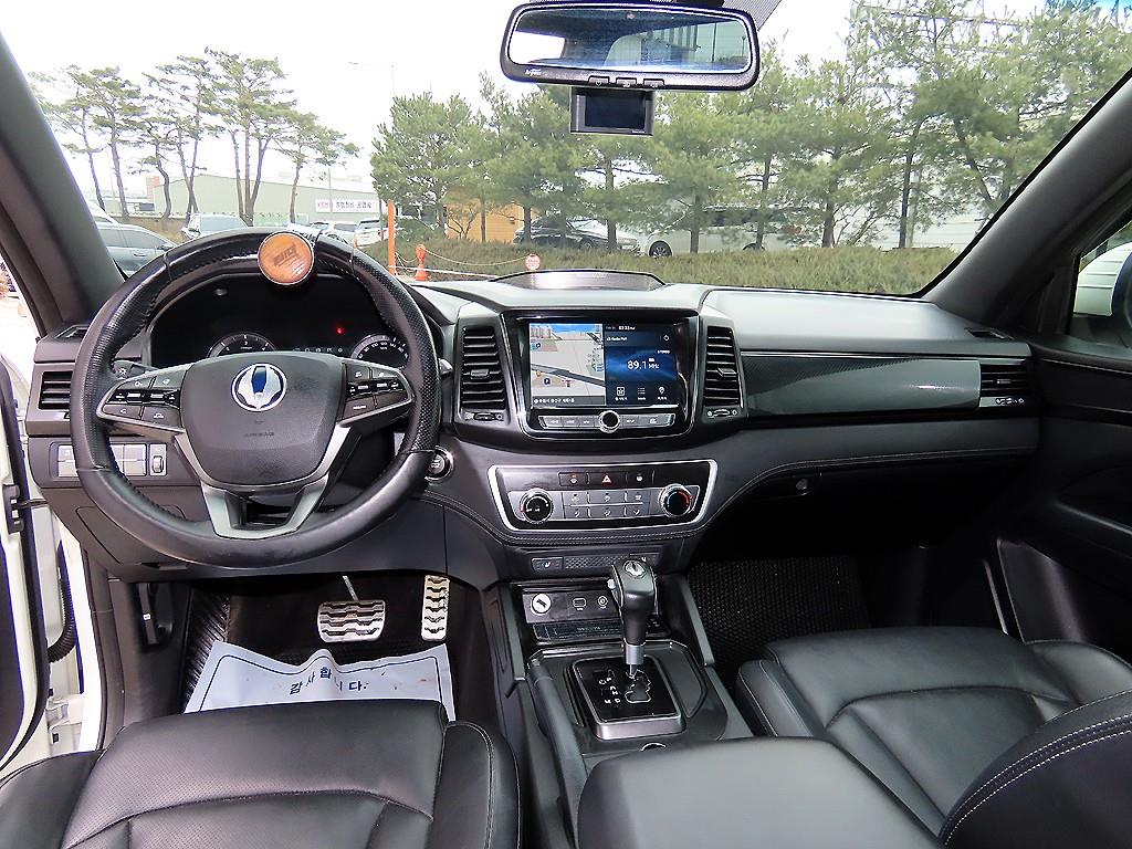 Ssangyong Rexton - Vista 7