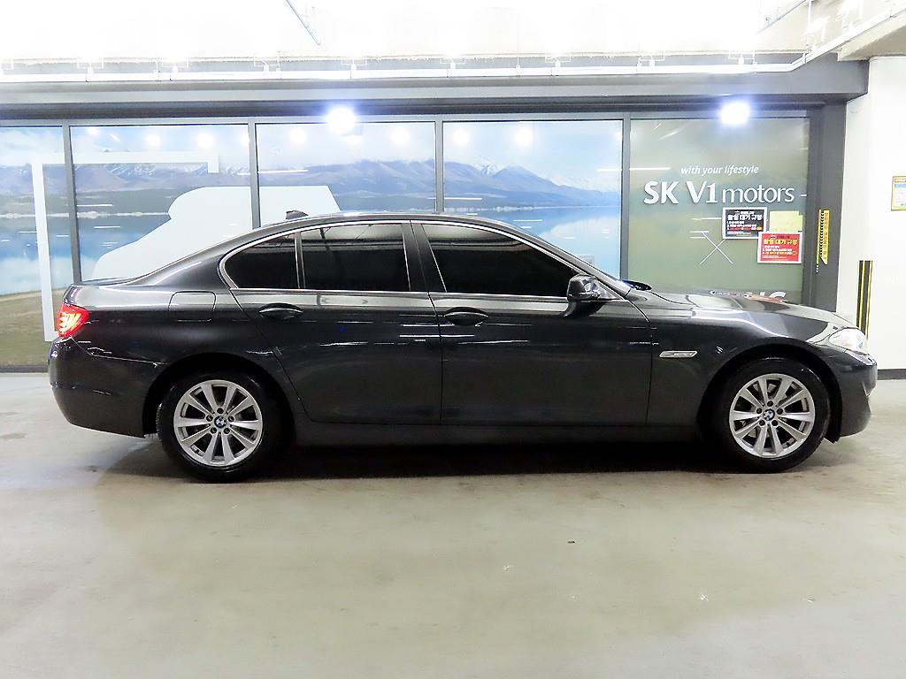 BMW 5 Series - Vista 3