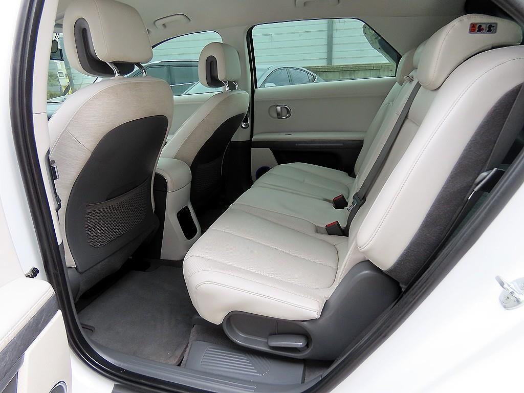 HYUNDAI Ioniq 5 - Vista 6