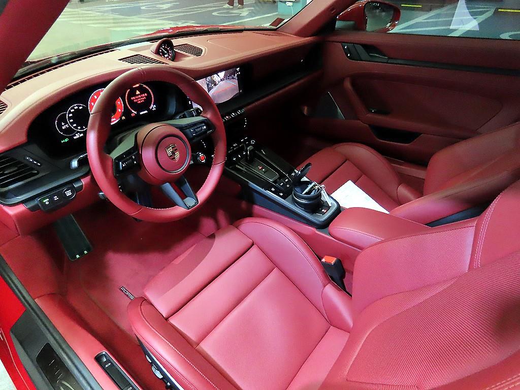 Porsche 911 2025 Rojo - Importación desde Corea - HF Imports Iquique - Foto 15