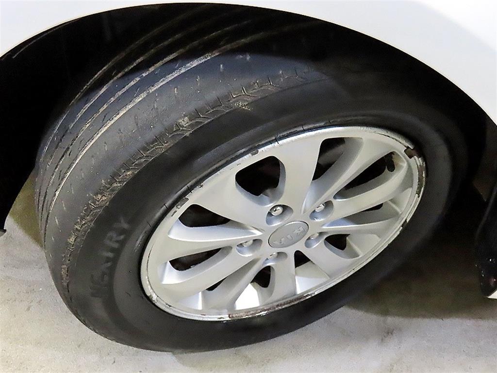 KIA K3 2013 Blanco - Importación desde Corea - HF Imports Iquique - Foto 19