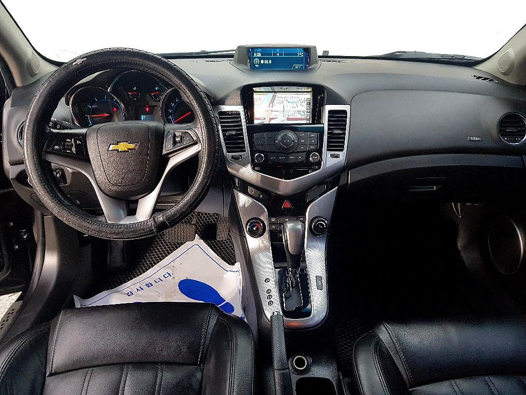 Chevrolet Cruise - Vista 5