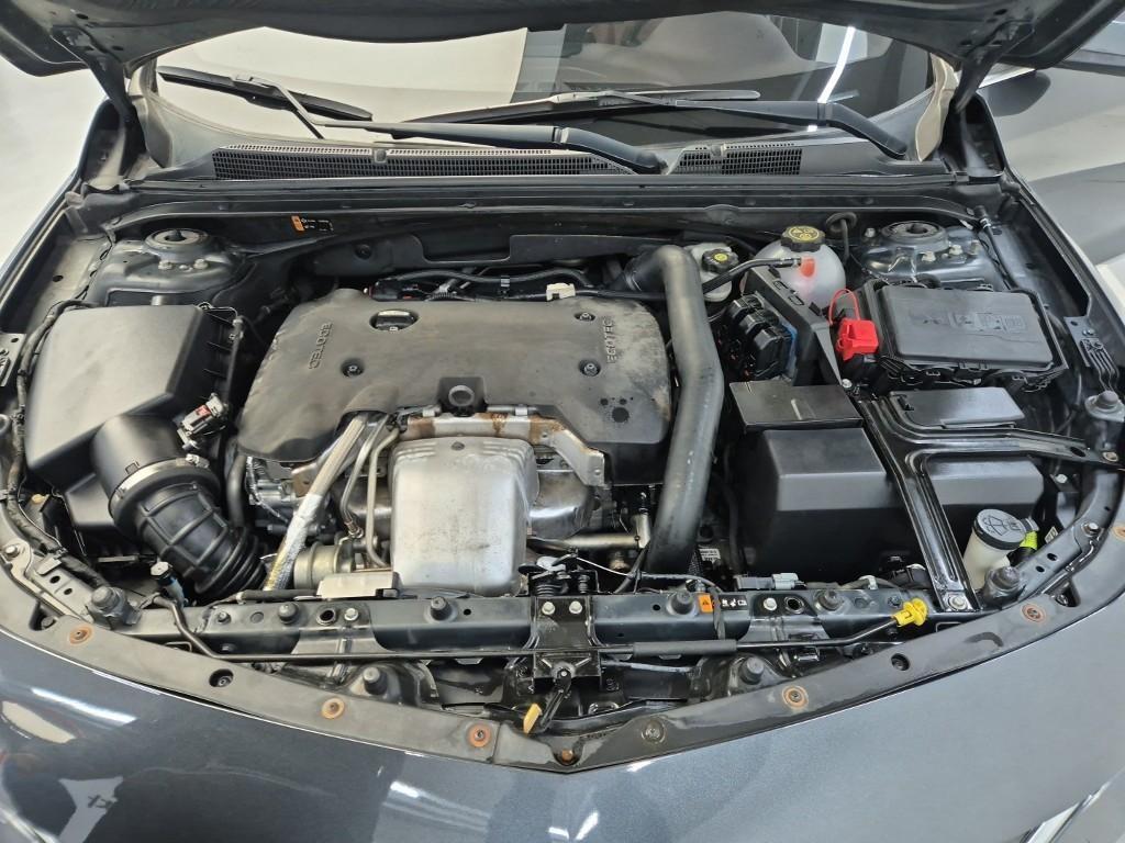 Chevrolet Malibu - Vista 5